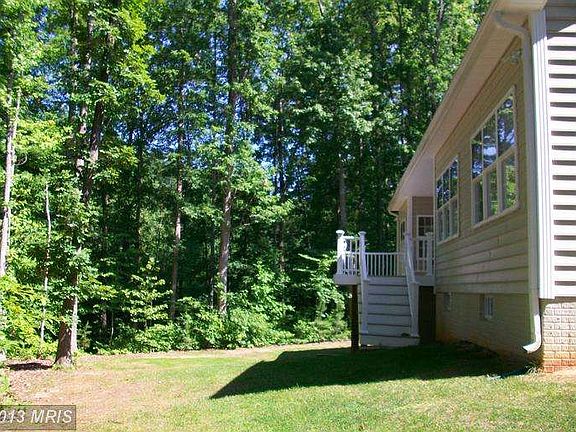 5th image of 48 Kentuck Pl