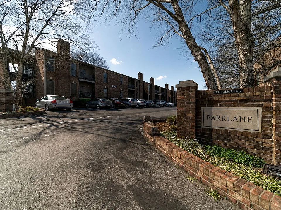 121 Sloan Rd