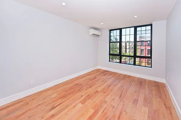 Rented by Next Door Realty NYC | media 8