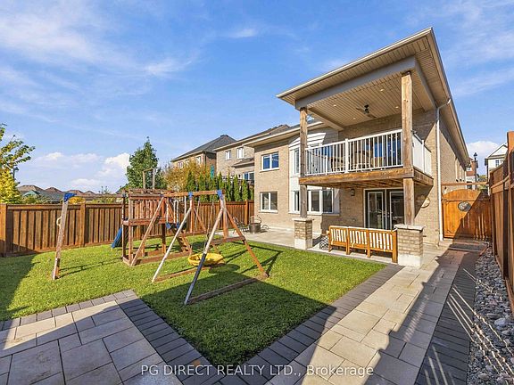 2nd image of 102 Ridge Gate Cres