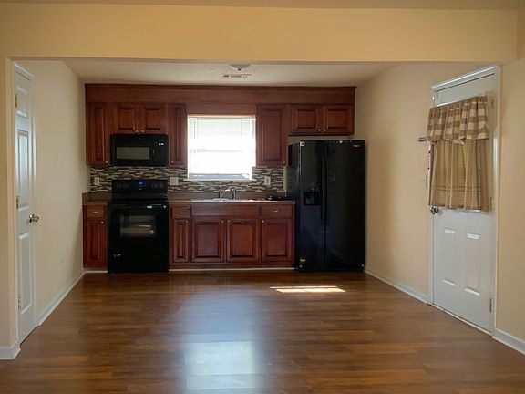 5th image of 4852 Virginia Cir