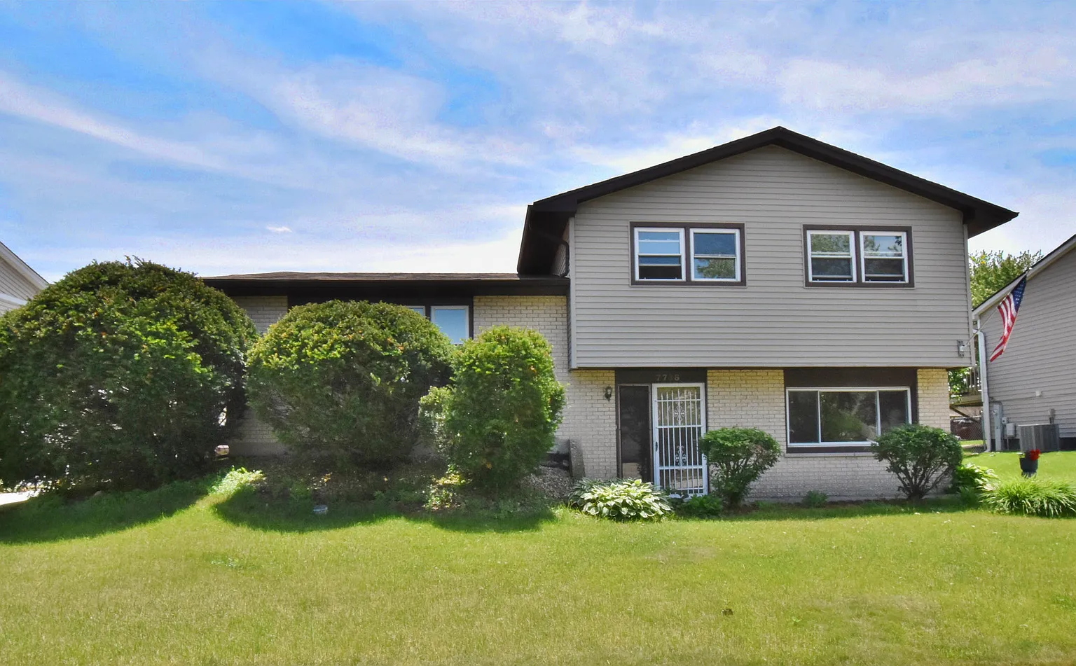 7735 Bristol Ln photo 1