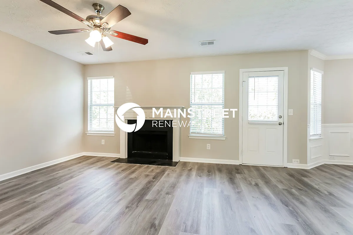 Living Room - 210 Heaton Place Trl
