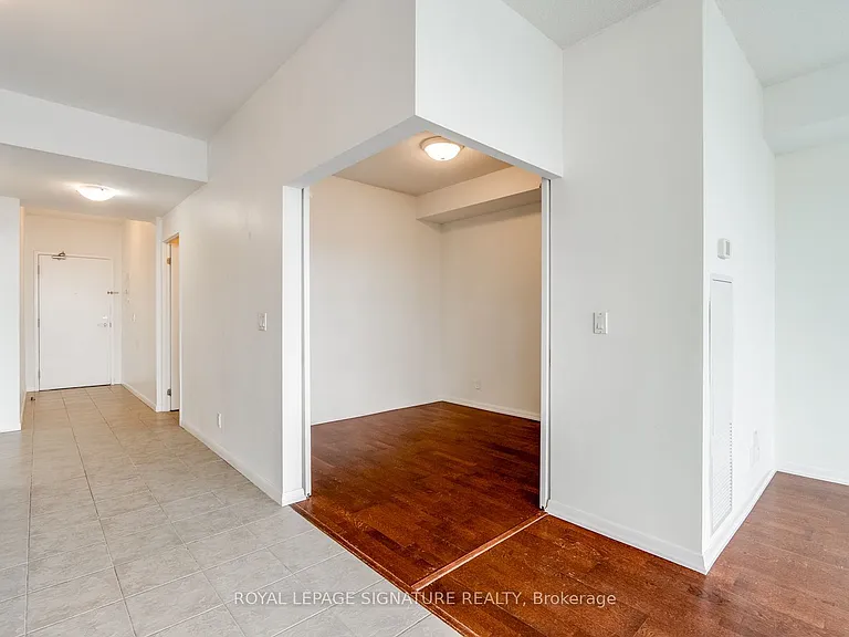 832 Bay St #2501 — Photo 4