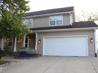 2999 N Prairie Stream Way, Columbus, IN 47203