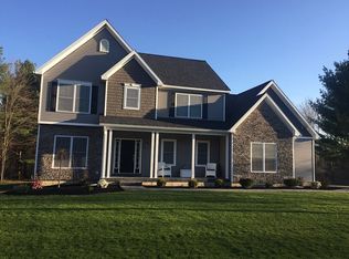 166 Anthony Rd, Halfmoon, NY 12065