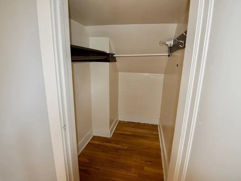 218 Pennsylvania Blvd #1 — Photo 9