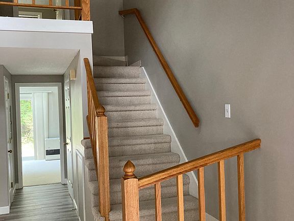 5th image of 135 Portland Ave APT 1002