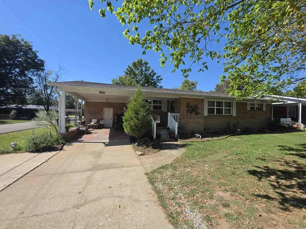 600 N 9 1/2 St, Paragould, AR 72450