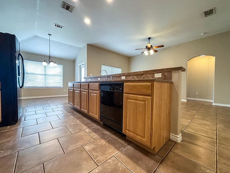 3028 Douglas Fir Dr — Photo 4