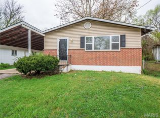 10137 Green Valley Dr, Saint Louis, MO