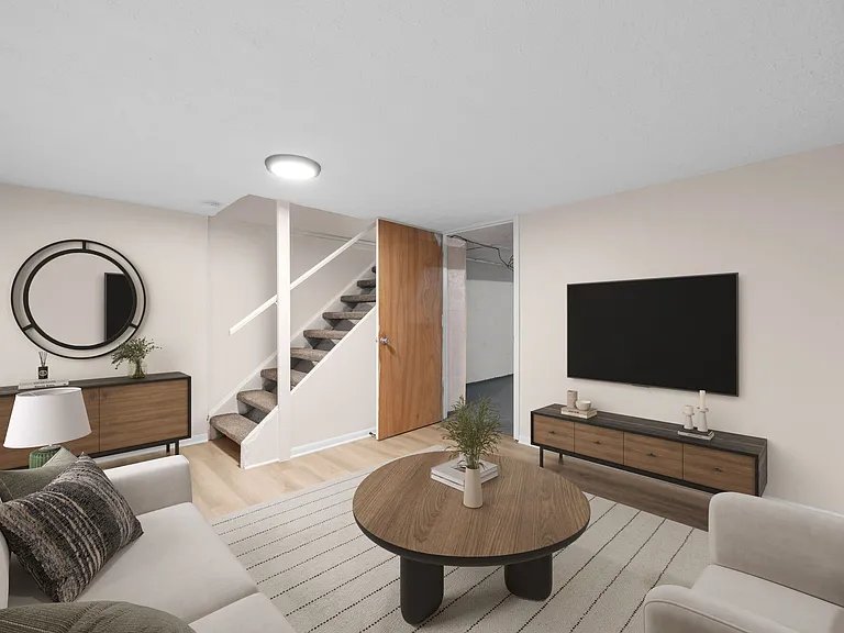 Hyde Park Townhomes — Photo 11
