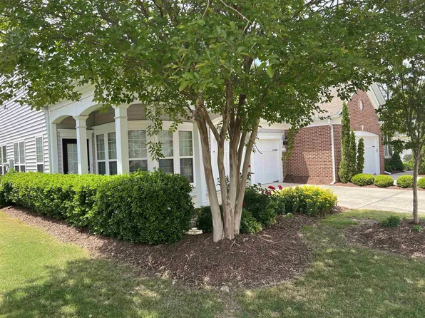 757 Finnbar Dr, Cary, NC 27519