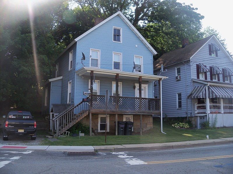 1st image of 11 Diller Ave #1