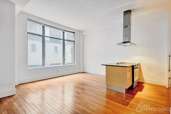 Rented by City Connections Realty | media 2
