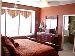 3rd image of 2115 Autumn Cove Dr