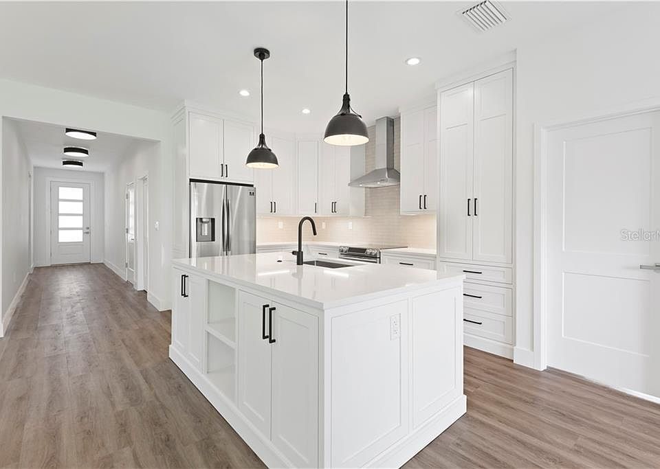 1st image of 1749 Biarritz Cir
