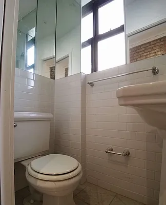 Rented by Compass | media 28