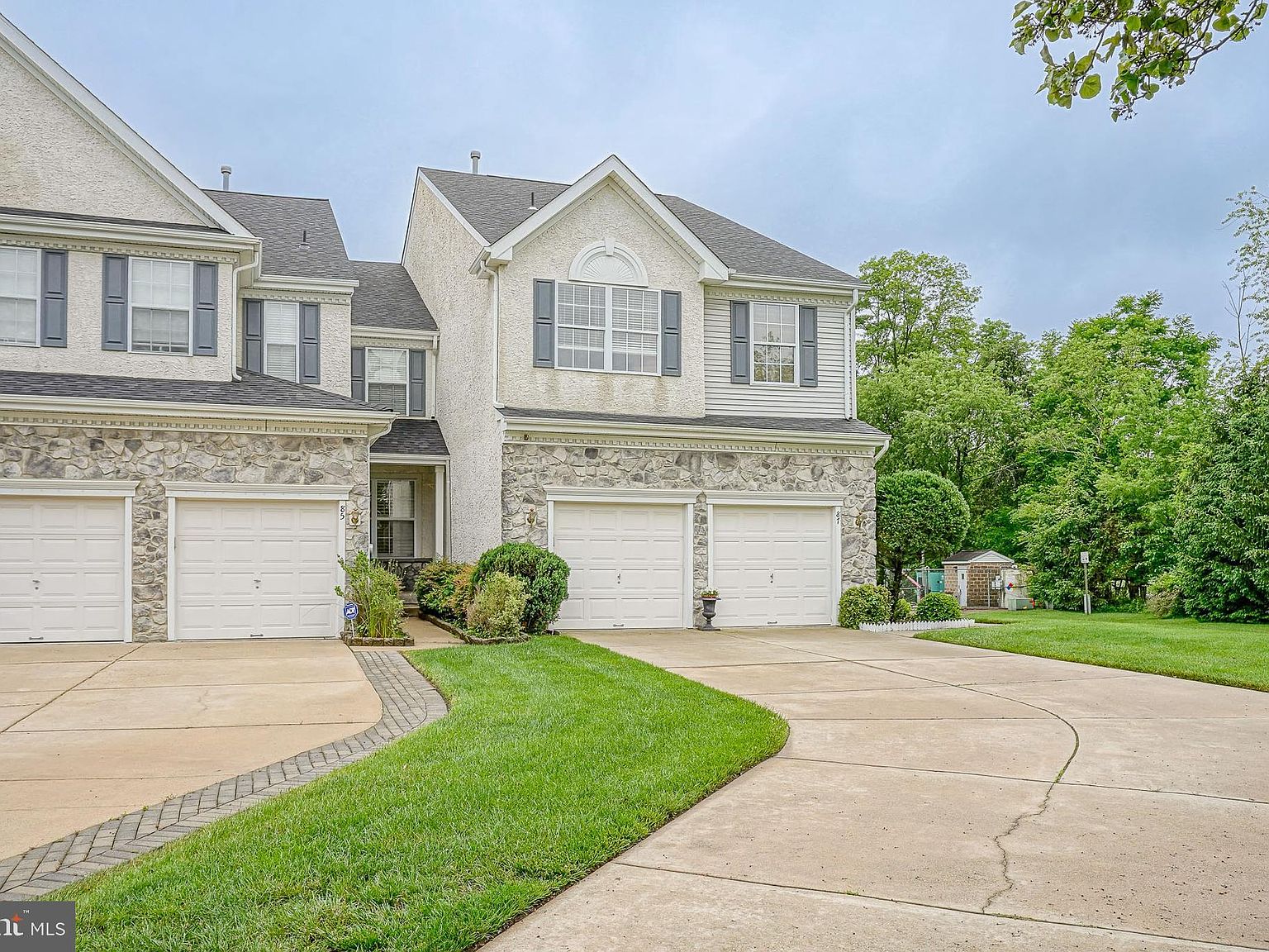 87 Chapel Hill Rd, Mount Laurel, NJ 08054 | Zillow