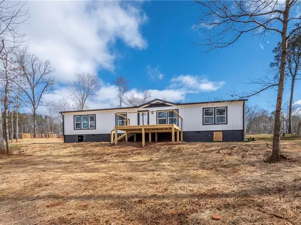 121 Haley Mountain Rd, Talking Rock, GA 30175
