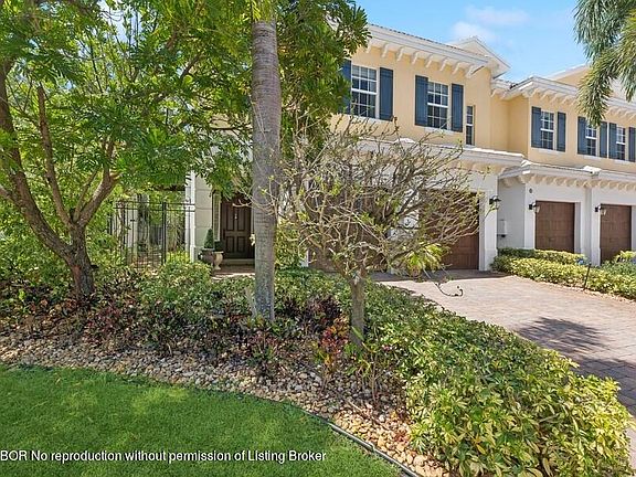 2nd image of 202 Mariner Ct