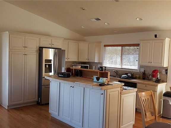 3rd image of 9147 Tenaya Way