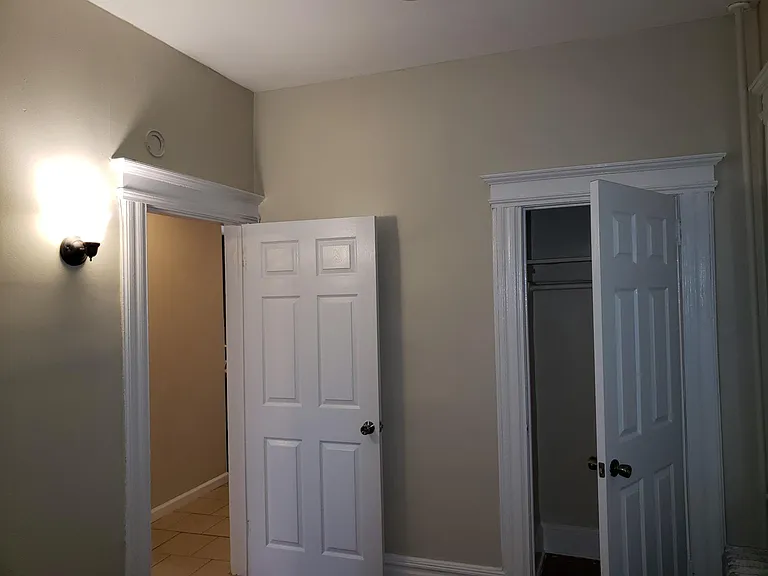 48 Hazelwood Ave #1 — Photo 4
