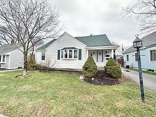 2nd image of 501 Lake Ave
