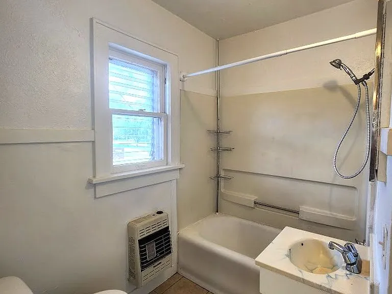 1403 N Miller Blvd — Photo 17