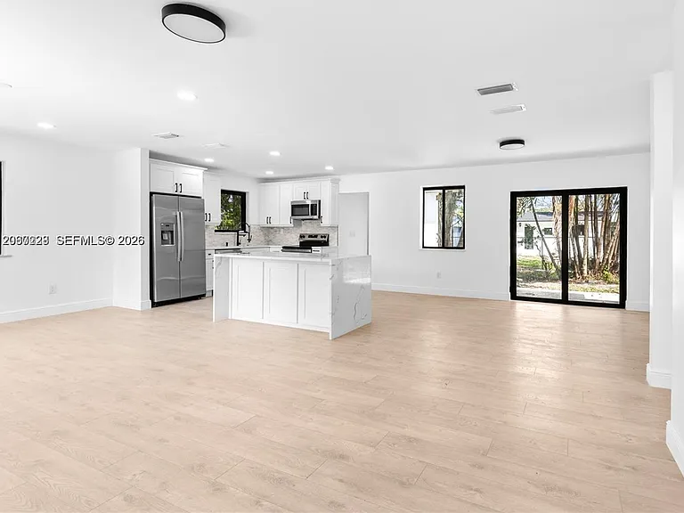 14171 SW 37th Ct — Photo 12
