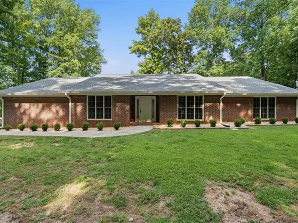 3420 Caney Creek Ln, Cumming, GA 30041