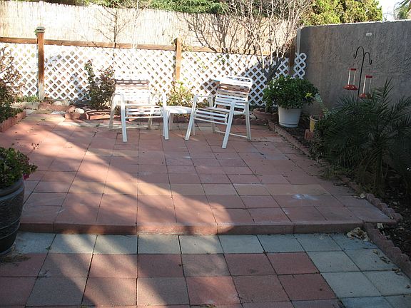 3rd image of 530 W Devonshire Ave Space 27