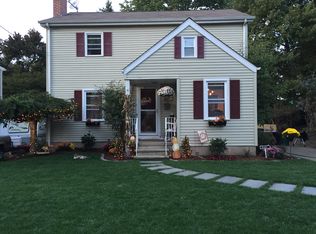 86 Newton St, Stratford, CT 06614