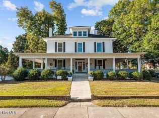 121 E 2nd St #105, Washington, NC 27889