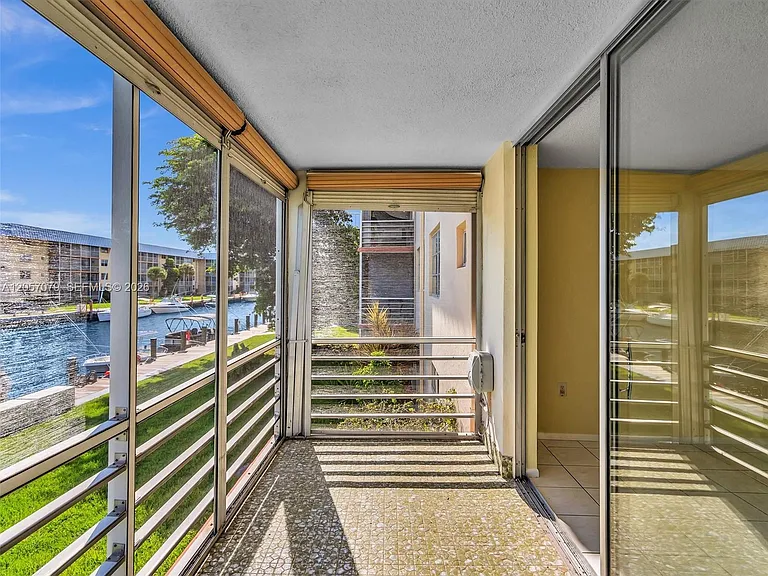 3600 NE 170th St #211 — Photo 12