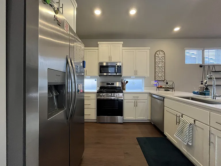 7033 SE Benedict St — Photo 9