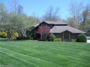 1692 Forest Dr, Medina, OH 44256