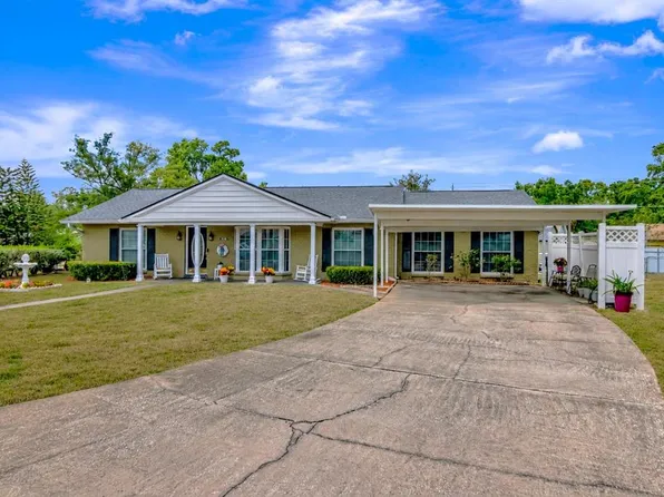 18318 Dollybrook Ln, Lutz, FL 33549