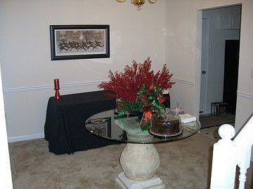 http://www.propertyboss.net/CustomerImages/EXCALIBR_92531/media/Properties/594%20Robin%20Ridge%20(23DE)/zsmall_diningroom.JPG