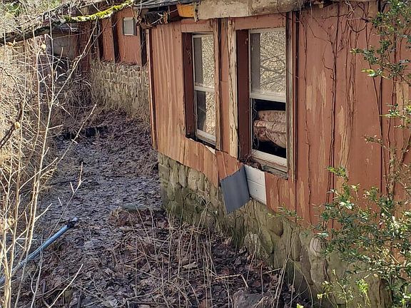3rd image of 333 Whitfield Road