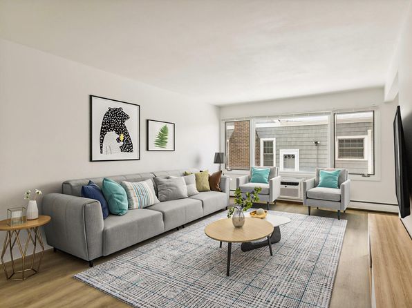 99 E 54th St #4