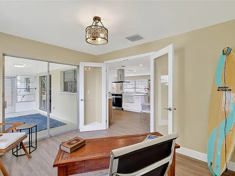 14005 Leeward Dr — Photo 21