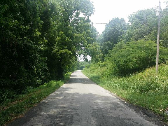 4th image of 9673 Lime Kiln Dr