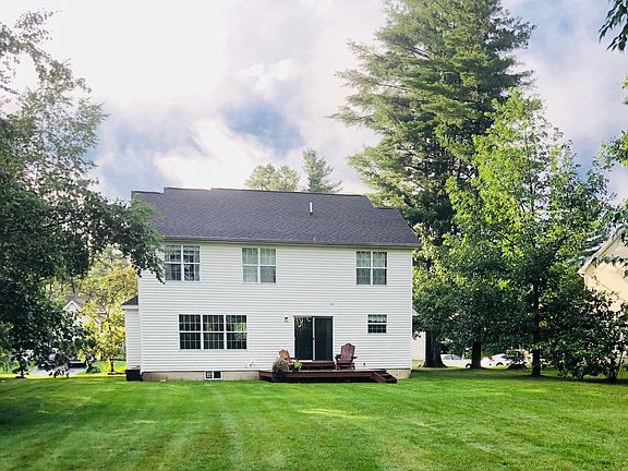 3rd image of 177 Farr Ln