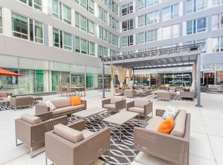 1911 Arch St #325, Philadelphia, PA 19103