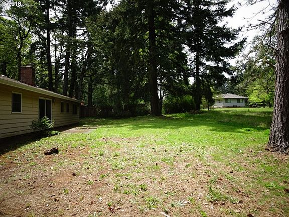 5th image of 3914 Orchard Heights Pl NW