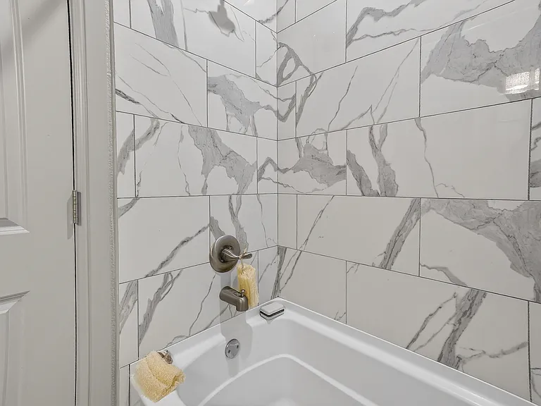 3521 S Hills Ave — Photo 17
