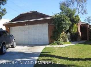 11451 Blackstone Ct, Fontana, CA 92337