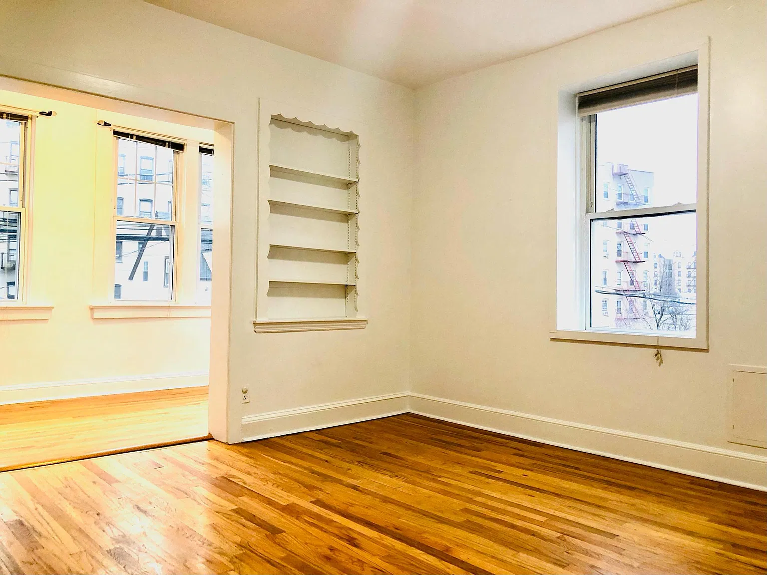 4 bed, 1500 sqft, $3,500 — Photo 2