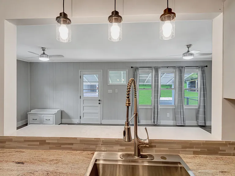 5039 Wilson Pike — Photo 12